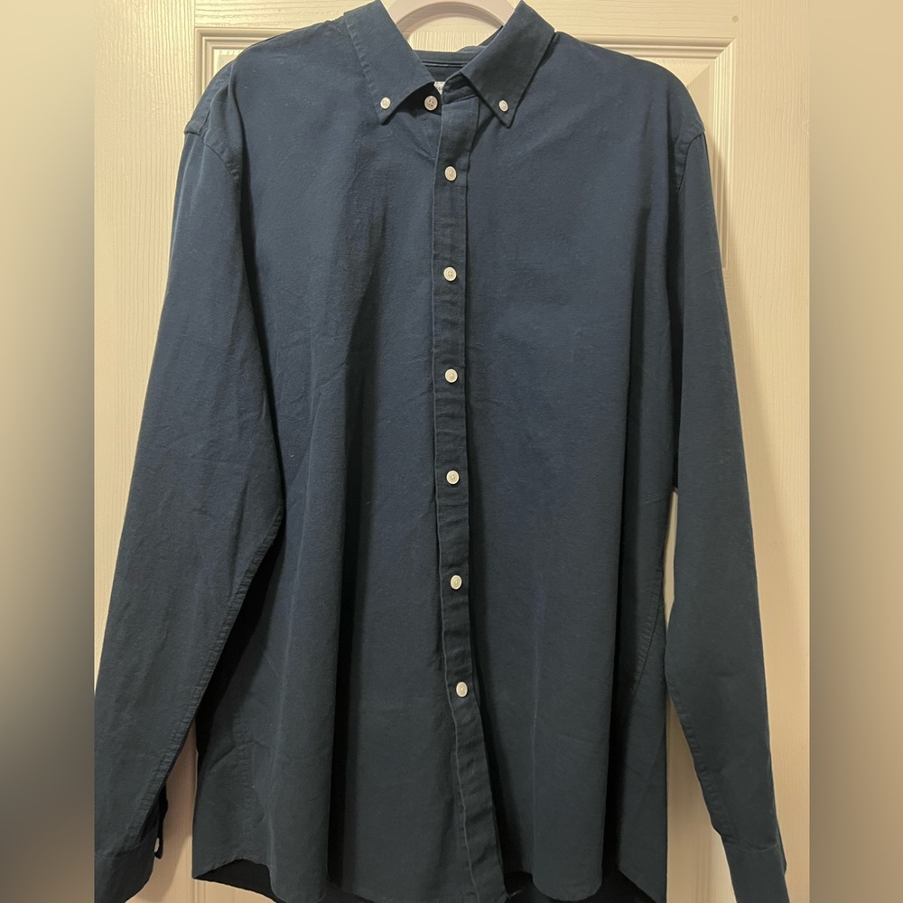 Men’s XL Long Sleeve Button Down - Dress Shirt